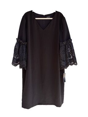 NWT Tahari Arthur Levine 20W Black Shift Short Dress Lace Bell Sleeve V-Neck